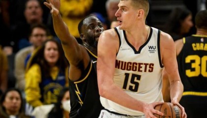 开云体育登录入口-约基奇看齐字母哥？收MVP+大合同 明年冲冠更惨烈