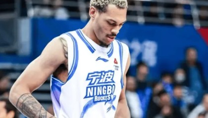 开云体育官方入口-贝兹利全场出战55秒，正向数据全部挂零、正负值-9