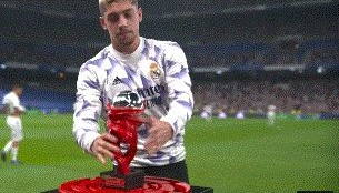 开云体育官方入口-【西甲】本泽马中柱+造红牌点球+中楣 皇马主场1比1