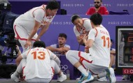 中国三人女篮无缘四强！三大一小阵容背后的无奈