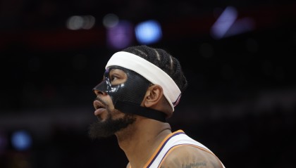 开云体育登录入口-16分5板！古德温：努力争抢篮板 只想在自己的角色里成为明星