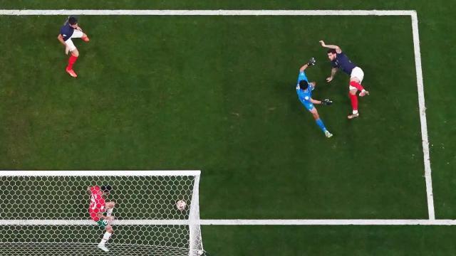 1671045593500065093.jpg 1943.jpg